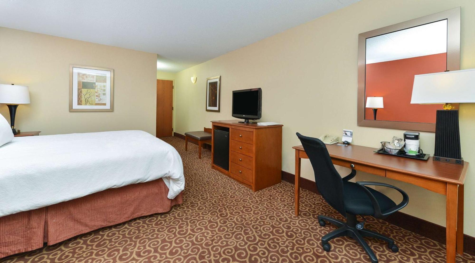 Hampton Inn Chicago-Carol Stream Exteriör bild