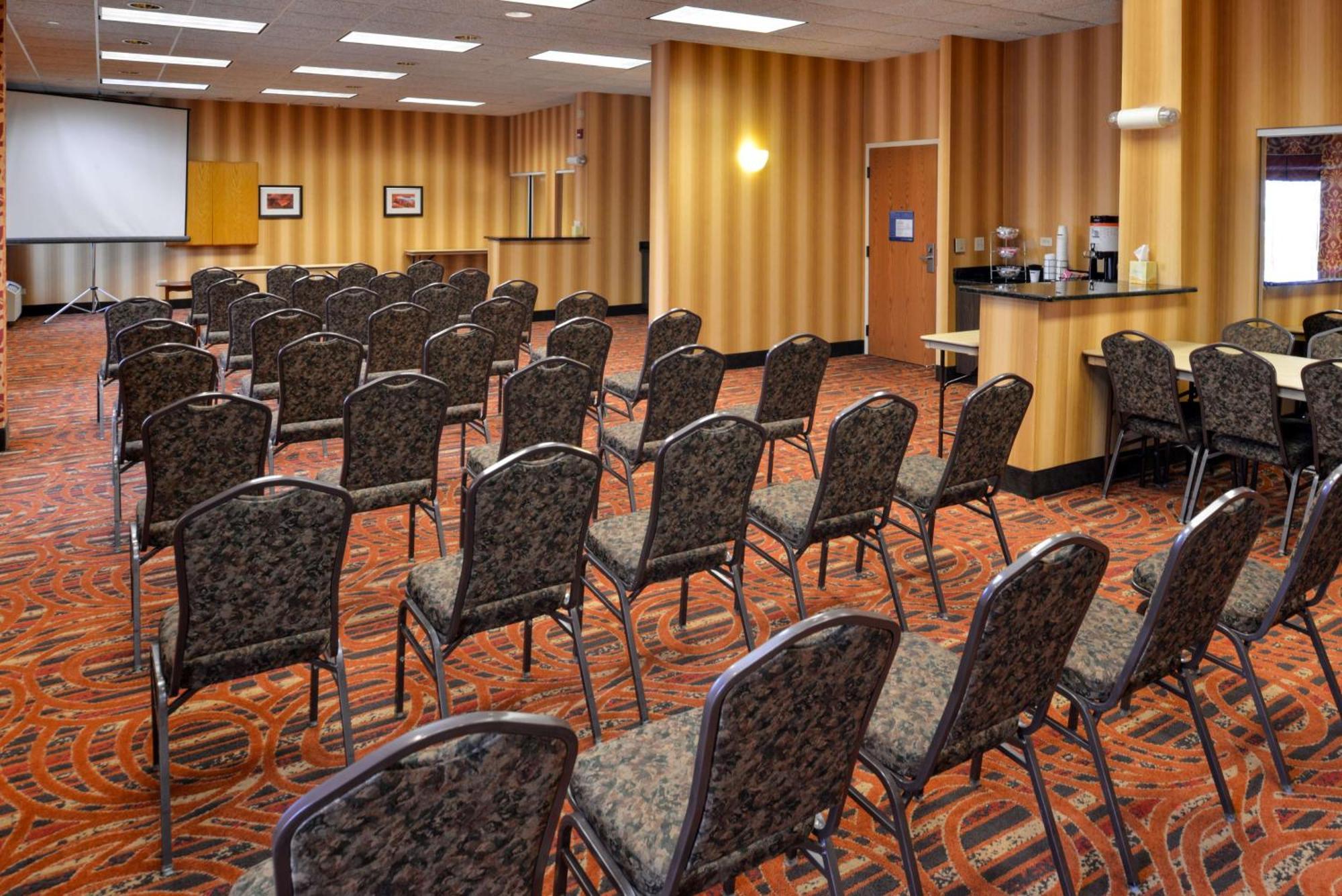 Hampton Inn Chicago-Carol Stream Exteriör bild